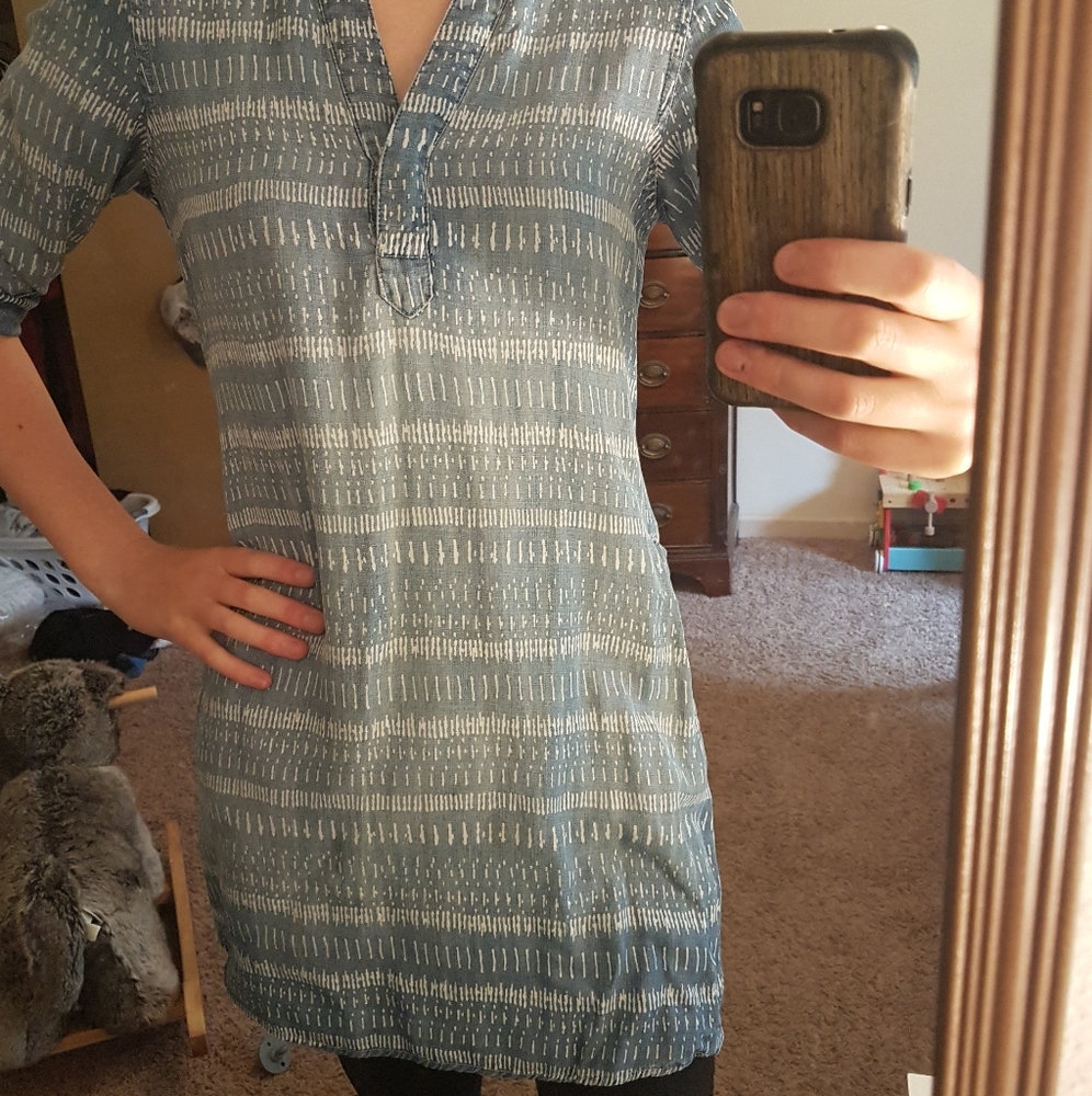 Dress - Picture 2 of 6